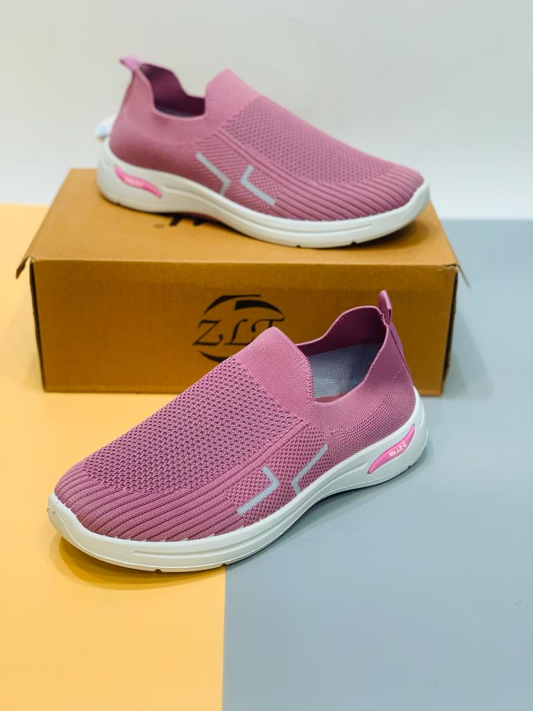 trend kicks product- sneaker for women